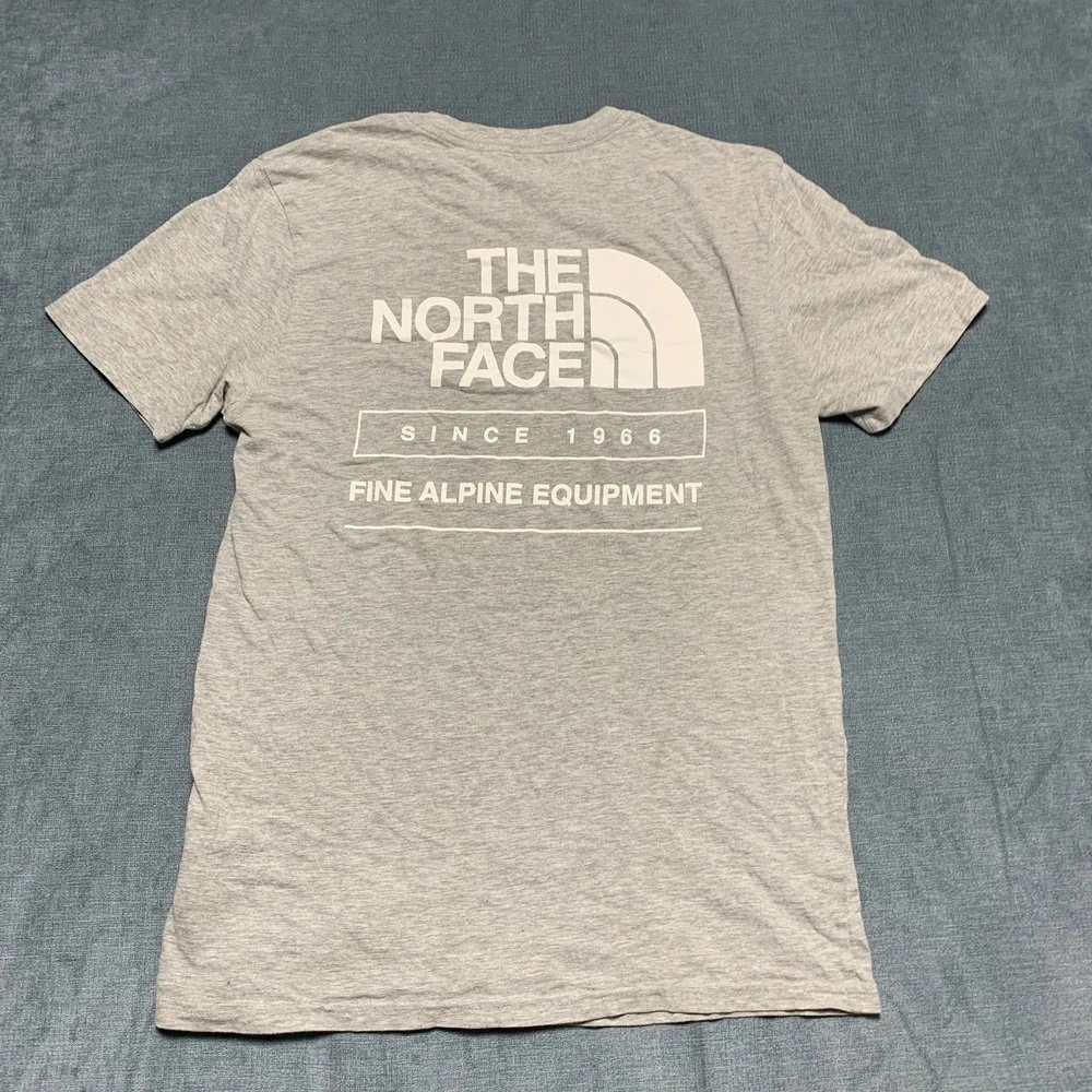 The North Face T-Shirt Men Small Gray Fine Alpine Equipment Casual Everyday Wear